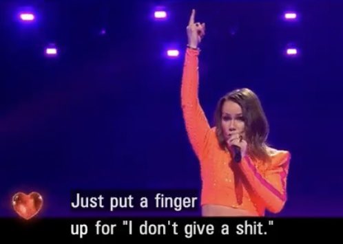 melodimen's tweet photo. Just put a finger up for #schlager #drottning LINDA BENGTZING She does give a shit @SVTmelfest #direkt #Bengtzinging 🎈Four Cheers Lindah! 🎉 https://t.co/AKR2Vj7GEv