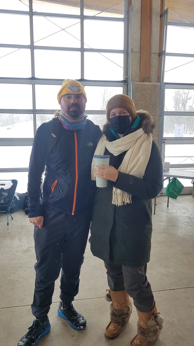 More runners coming in from the "short" run (support crews are a vital part of a racers kit!)