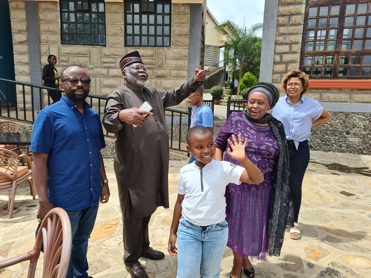 stemachage's tweet photo. Its hard to say Bye to you Dad @gmachage You will live in us for very many years to come.#Machage @ForeignOfficeKE https://t.co/USq4DXmOzV