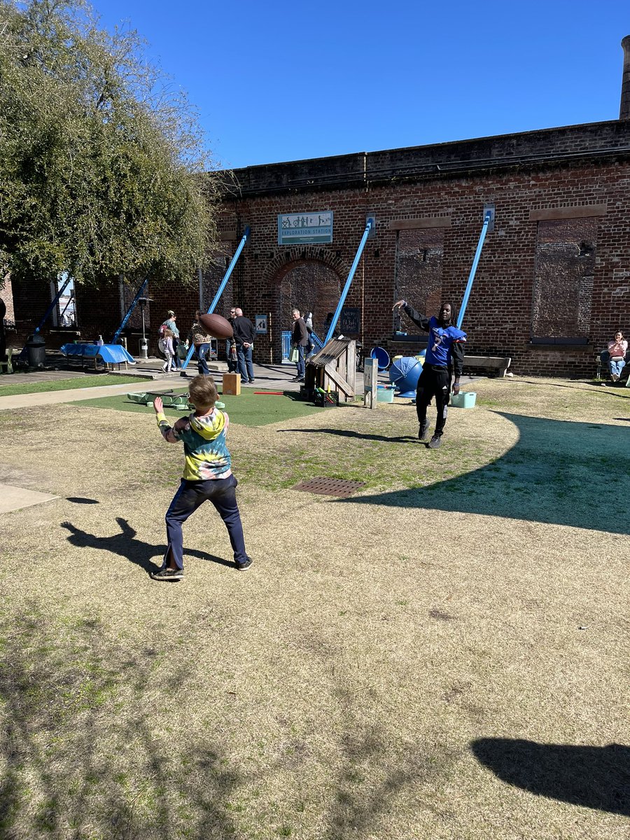 Russell DeMasi tweet media