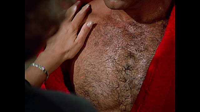 mancrushday's tweet photo. Geoffrey Scott Shirtless in Dynasty S03E13 https://t.co/d5hxUG3jHL #WCW #MCM #GeoffreyScott https://t.co/jdCEkTqg3h