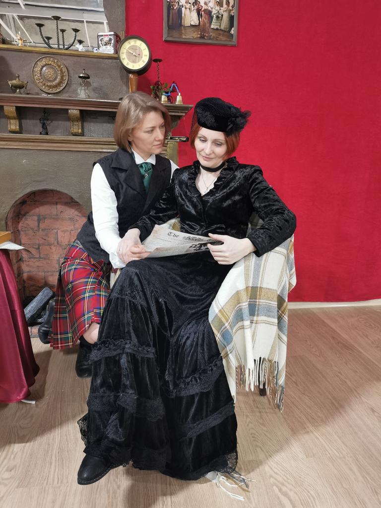 Бал-детектив "В гостях на Бейкер-стрит"
Дивно антуражно и душевно