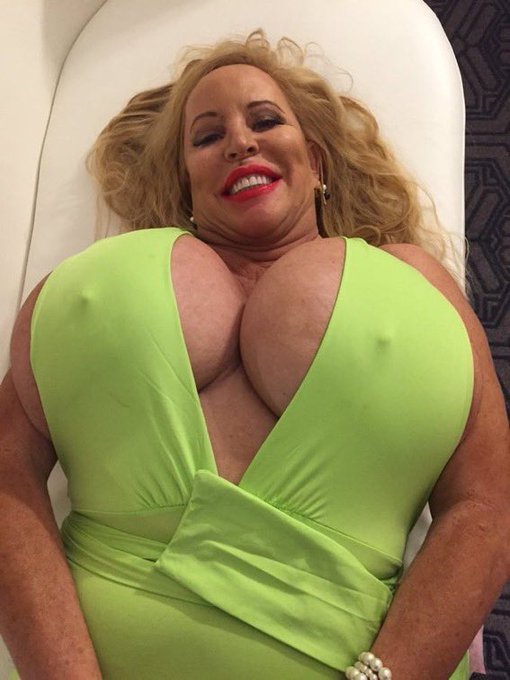 Not sure what I&rsquo;m doing yet tonight. I have several options. I will let you know later if I am doing<a href="/tag/lasvegas"class="tags"><span>#lasvegas</span></a><a href="/tag/independenceday"class="tags"><span>#independenceday</span></a><a href="/tag/bigtits"class="tags"><span>#bigtits</span></a>