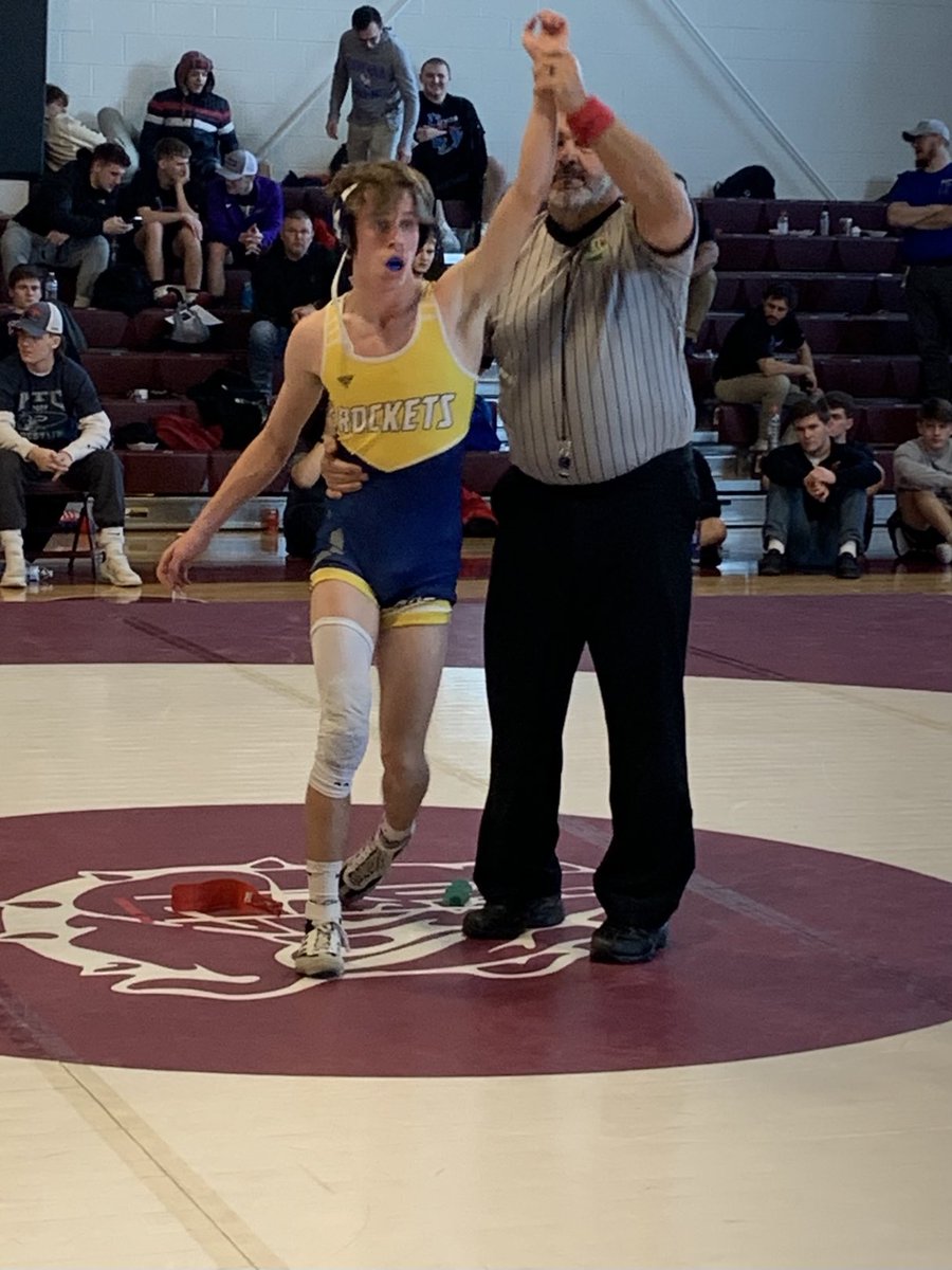 1RocketAD1's tweet photo. Matt Klimak MAC Champion! https://t.co/g9oEGxoiSM