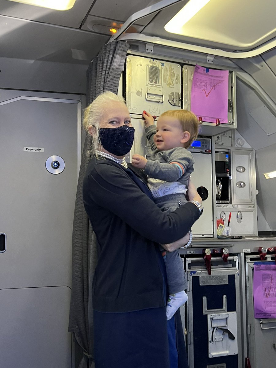 redmuler's tweet image. Just got off flight @AlaskaAir 271 SFO&amp;gt;PDX big shout out to Linda who really took great care of us and our baby Bowie?