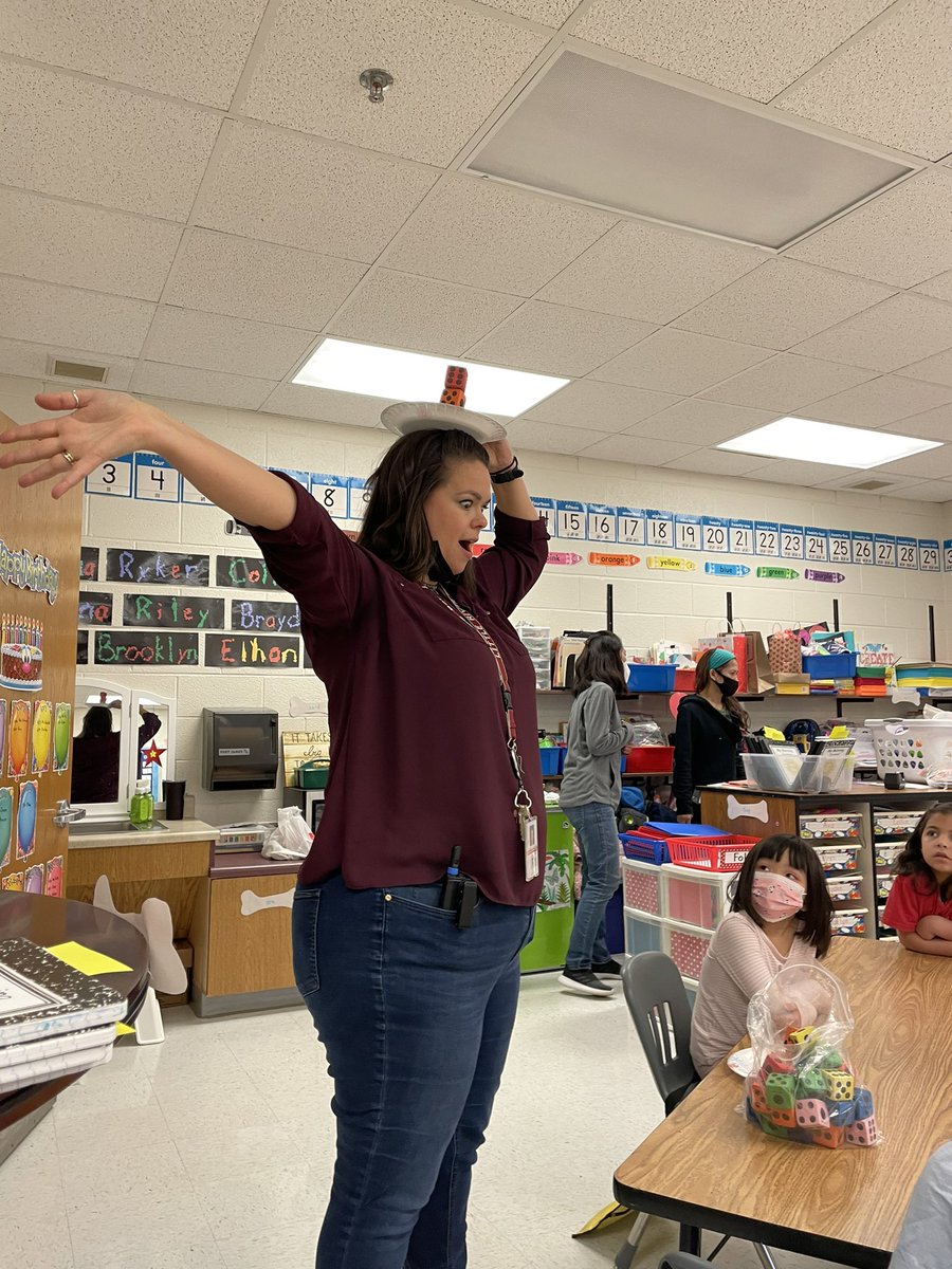 jmitkows1's tweet photo. We had a very exciting time celebrating our PBIS reward with Mrs Dempsey! Best Friday ever!#LRelem https://t.co/0V9Z2SwrPC