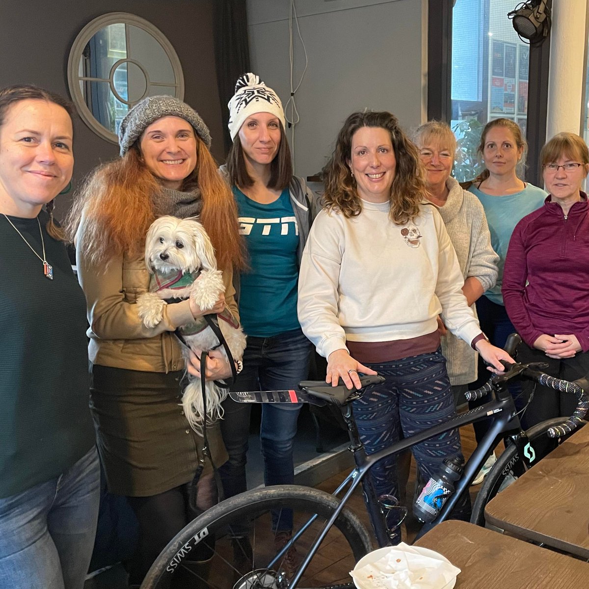 AvonValleyTri's tweet photo. Great cycling skills workshop this morning for some of the AVTers! Thanks @laurakfrancis. Then onto https://t.co/1Dr8smTGhc - for some not-so window shopping! #trichat @swsportsnews. https://t.co/xd2hk9EyTq