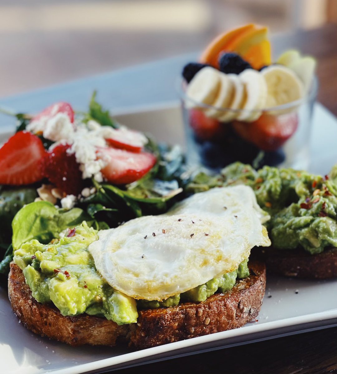 Avo Toast Happiness 😋 🥑 

#avocadotoast #avocadolover #avocado #brunch #pacificgrove #foodbeast #831foodbev #831foodie #831deliciouseats #yelpcentralcoast #localspot #seemonterey <a href="/PacificGroveGC/">Pacific Grove Golf</a>
