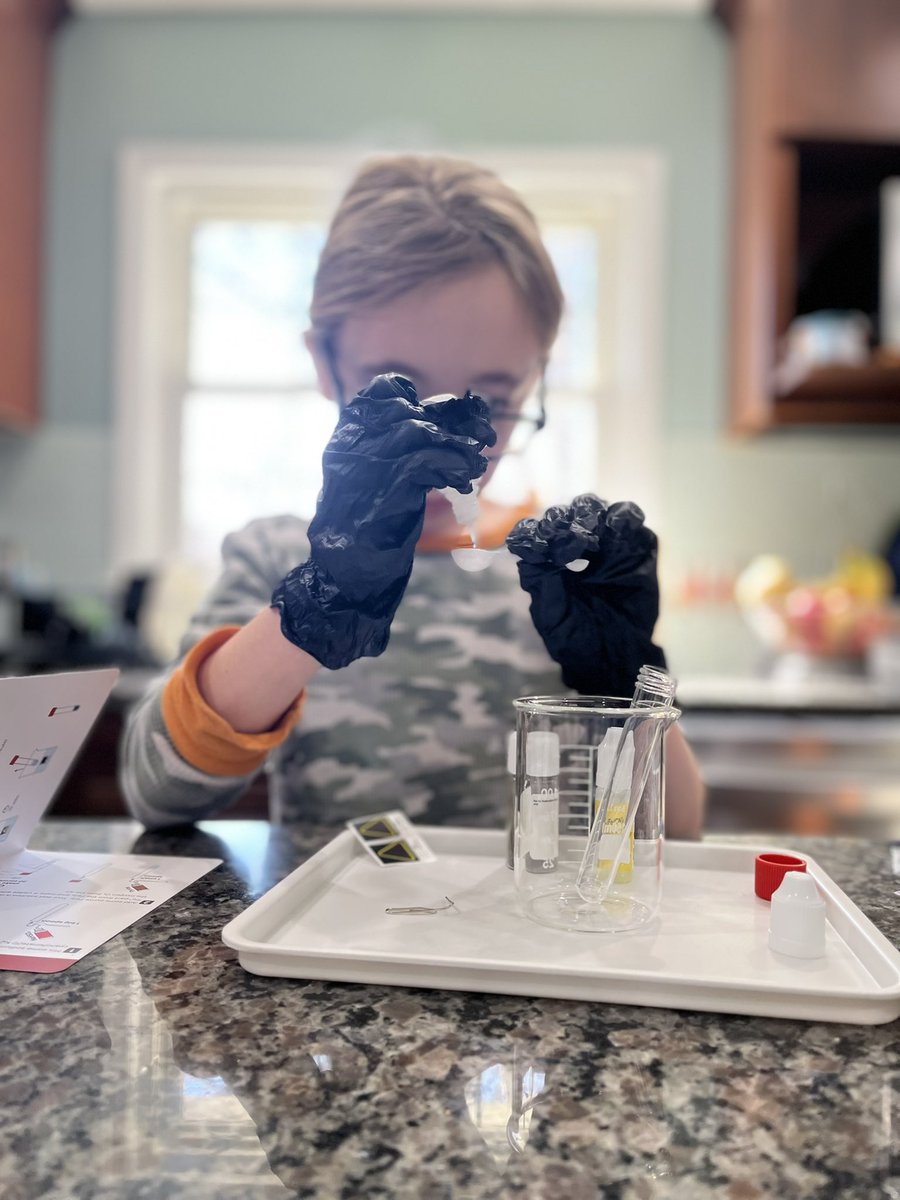 VandyPyle's tweet photo. Some Saturday morning chemistry. 🧪 #thisis2e https://t.co/HH2AMIJ4E8