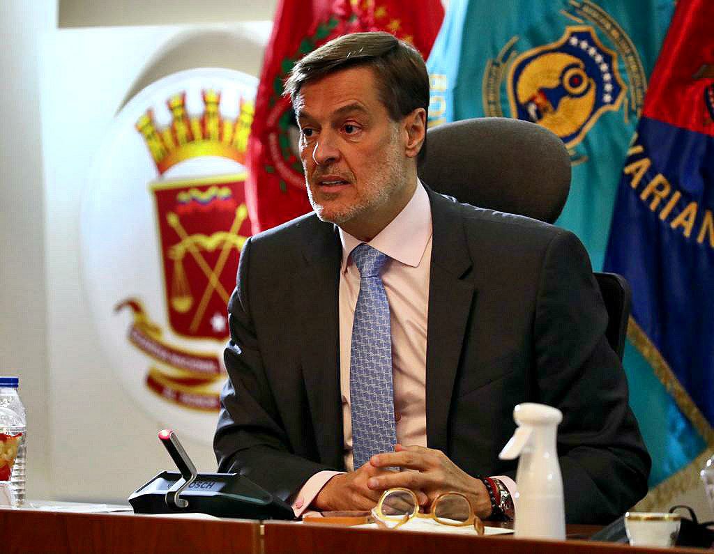 #EsNoticia| Canciller Félix Plasencia, participa en Taller de Actualización Geopolítica, en compañía del ministro del Poder Popular para la Defensa <a href="/vladimirpadrino/">Vladimir Padrino L.</a> y demás representantes de la Fuerza Armada Nacional Bolivariana para seguir apostando a la Diplomacia de Paz
#18Feb