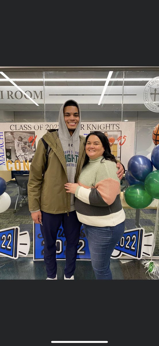 Chanda_Norton's tweet image. About last night… #SeniorSeason #NextChapterLoading