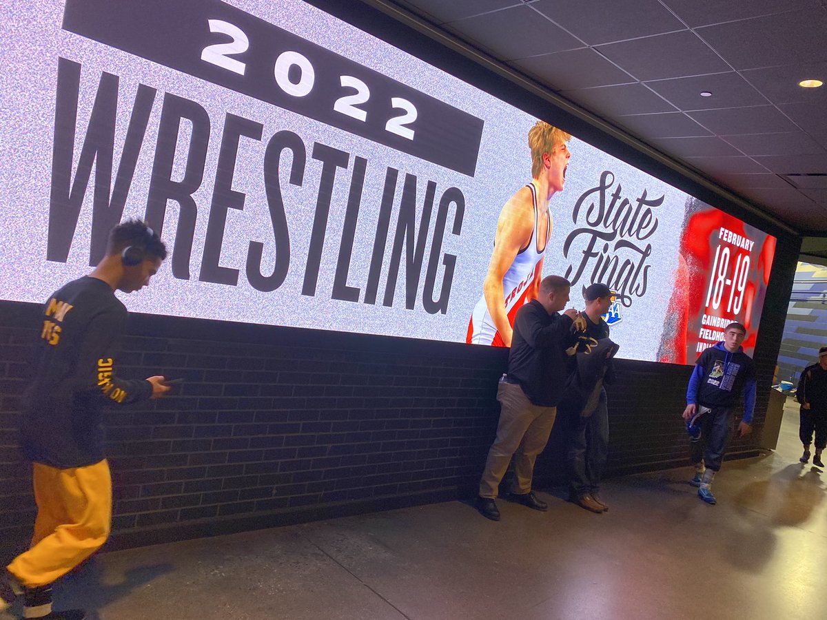 Peru_Athletics's tweet image. May will wrestle his semi-final match at the conclusion of the 285 weight class! We will be live on our instagram page! #GoTigers 🐯