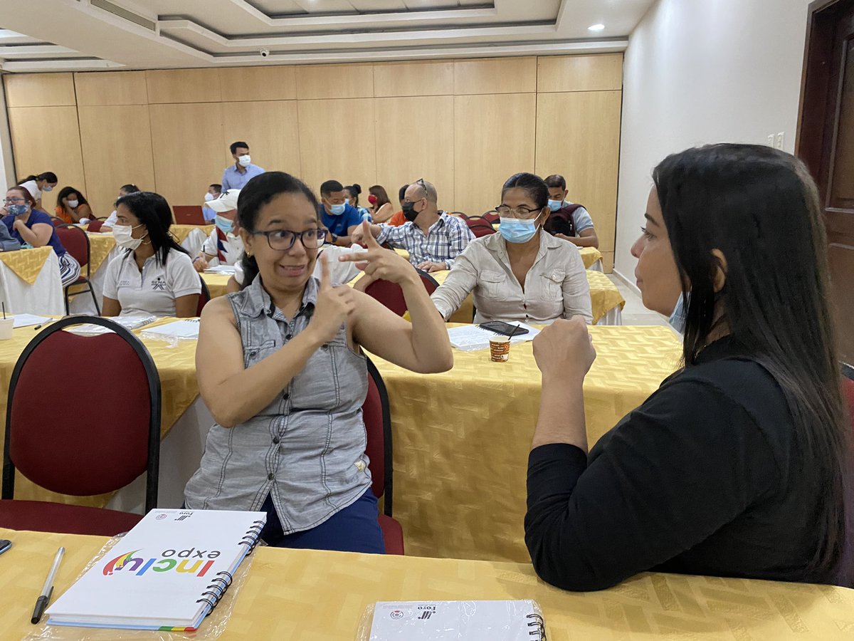 forocosta_'s tweet photo. En el marco del proyecto #IncluExpo, el día de hoy iniciamos nuestro ciclo de formación sobre discapacidad en Barranquilla con la participación de más de 30 personas 🤩. https://t.co/oB0A1OoJVR