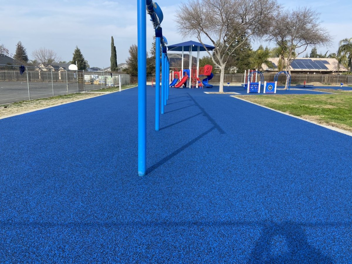 flex_ground's tweet photo. A bright and inviting playground look over at Rocky Hill Elementary School! 😎
.
#safetysurfacing #pouredinplace #rubbersurfacing #playgroundsafety #park #recycle #construction #playsafe #safetyfirst https://t.co/WnZOmW4bQF