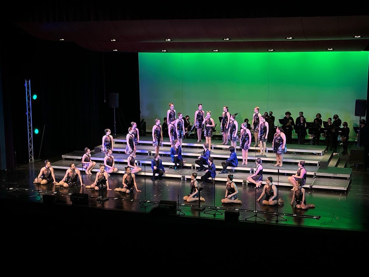 Wac_StarPower's tweet photo. Intensity from Millard North is our first competing group of the day.
Your Galaxies show was out of this world! 💫
@MNShowChoirs
#starpower2022 
#ShowChoirSaturday https://t.co/7welWTtIGh