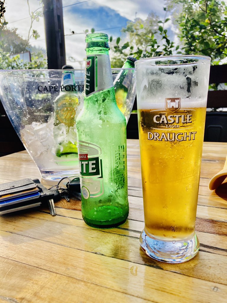 athulendukwana2's tweet photo. I’ve heard it said that every day you need half an hour of quiet time for yourself, or your Self, unless you’re incredibly busy and stressed, in which case you need an hour...
#🏳️🌈
#metime❤️
#missingsomeone🥺💔
#kingclub
@castlelitesa https://t.co/KNXYBTuBCZ