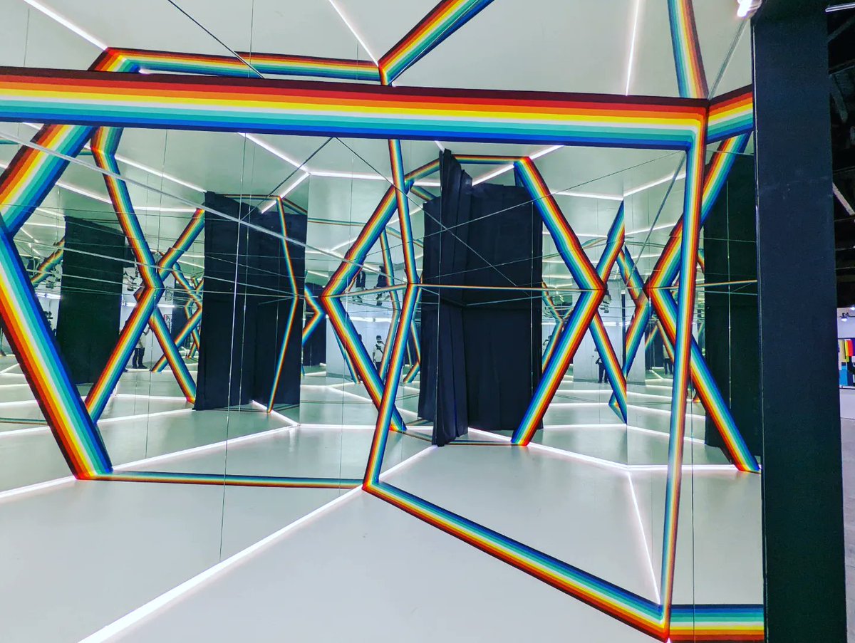 HobeTsai's tweet photo. #聚膠行動
#tapethat
#tapeart
#駁二藝術特區
本來想看勻境的與神將共舞的活動
想不到人數滿了進不去
只好再來看個聚膠行動
#台灣🇹🇼 #高雄 #膠帶 #設計 #台湾 #テーブルアート #taiwan #kaohsiung https://t.co/RoJA0Uol7l