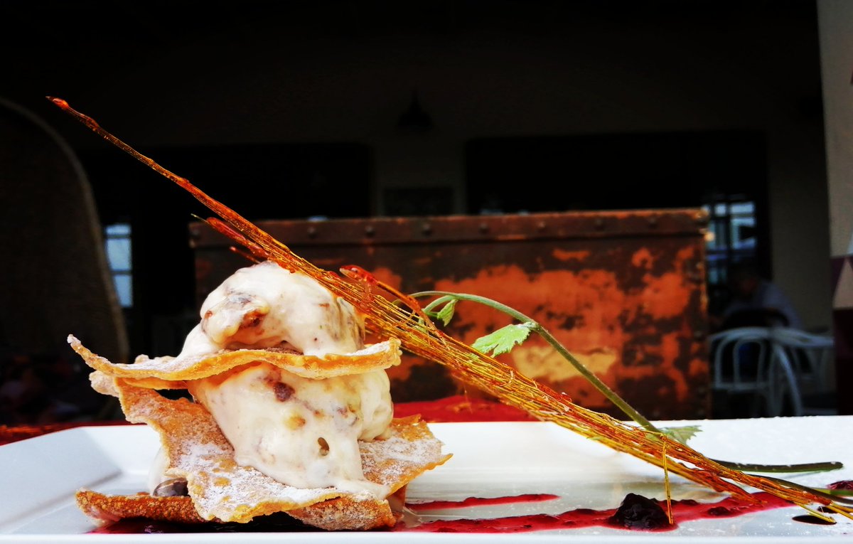 Not everything has to be understood to make sense!

Halwa ice cream that has been scented with rose and studded with korrelkonfyt before being layered between pastry leaves and drizzled with compote under a golden cage.

Too decadent to share!

#DineJoziStyle <a href="/EmziniLove/">EmziniWestdene</a>