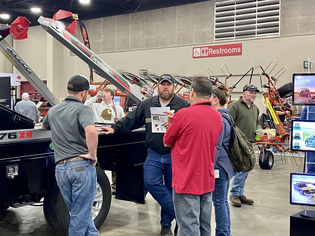 Need to be more efficient at feeding hay? Visit Booth#5221 in Louisville,KY for #NFMS2022! #Unroll #DewEze #FlatBottomBales #BeefCakeByDewEze #Ag #FarmShow