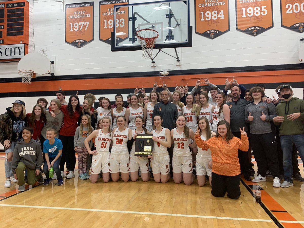 TrojanGBBallEHS's tweet photo. A huge thank you to our fans. Your support means a lot to the girls. See you Tuesday as we play Mendon Unity at the Brimfield Sectionals 6:00 tip-off. @hoijim @kurtpegler @adamduvall @sports309 #trojanforce322 @prcsports1 @JD_Raucci @MattMcClain3 https://t.co/KtJv4EwFdo