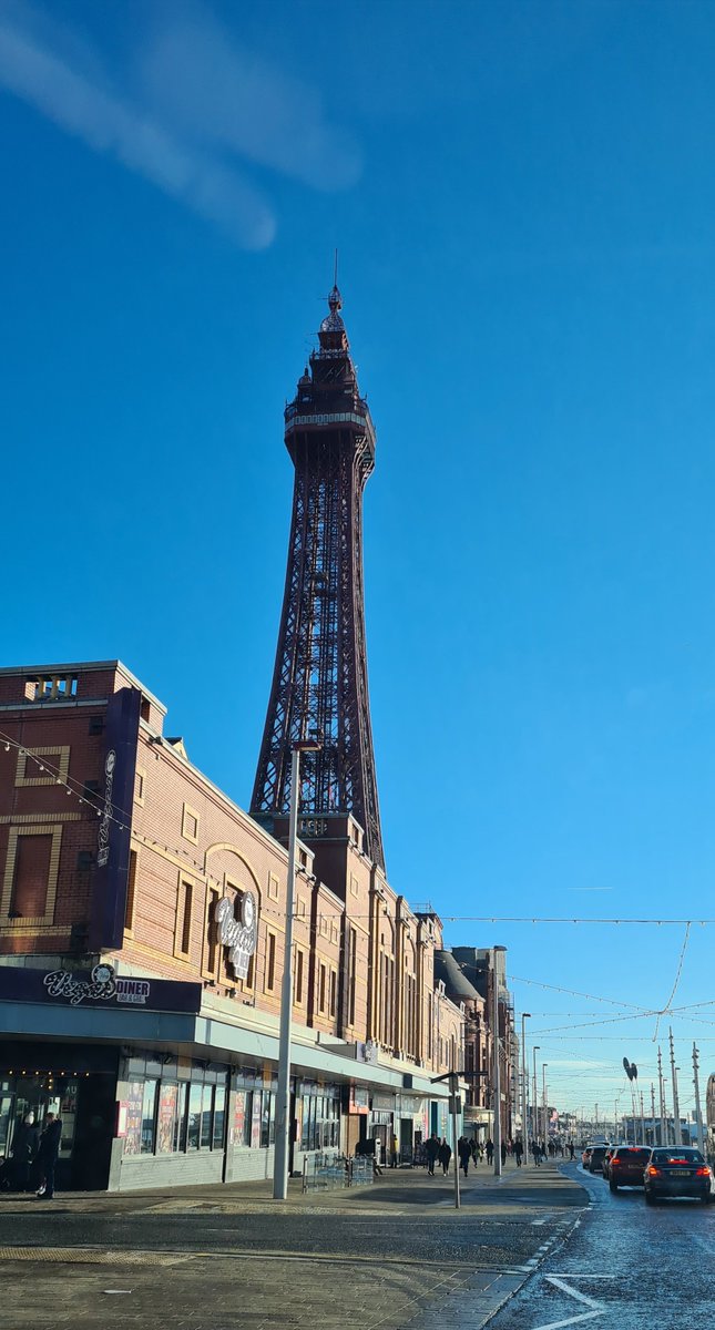 Dave Neal tweet media