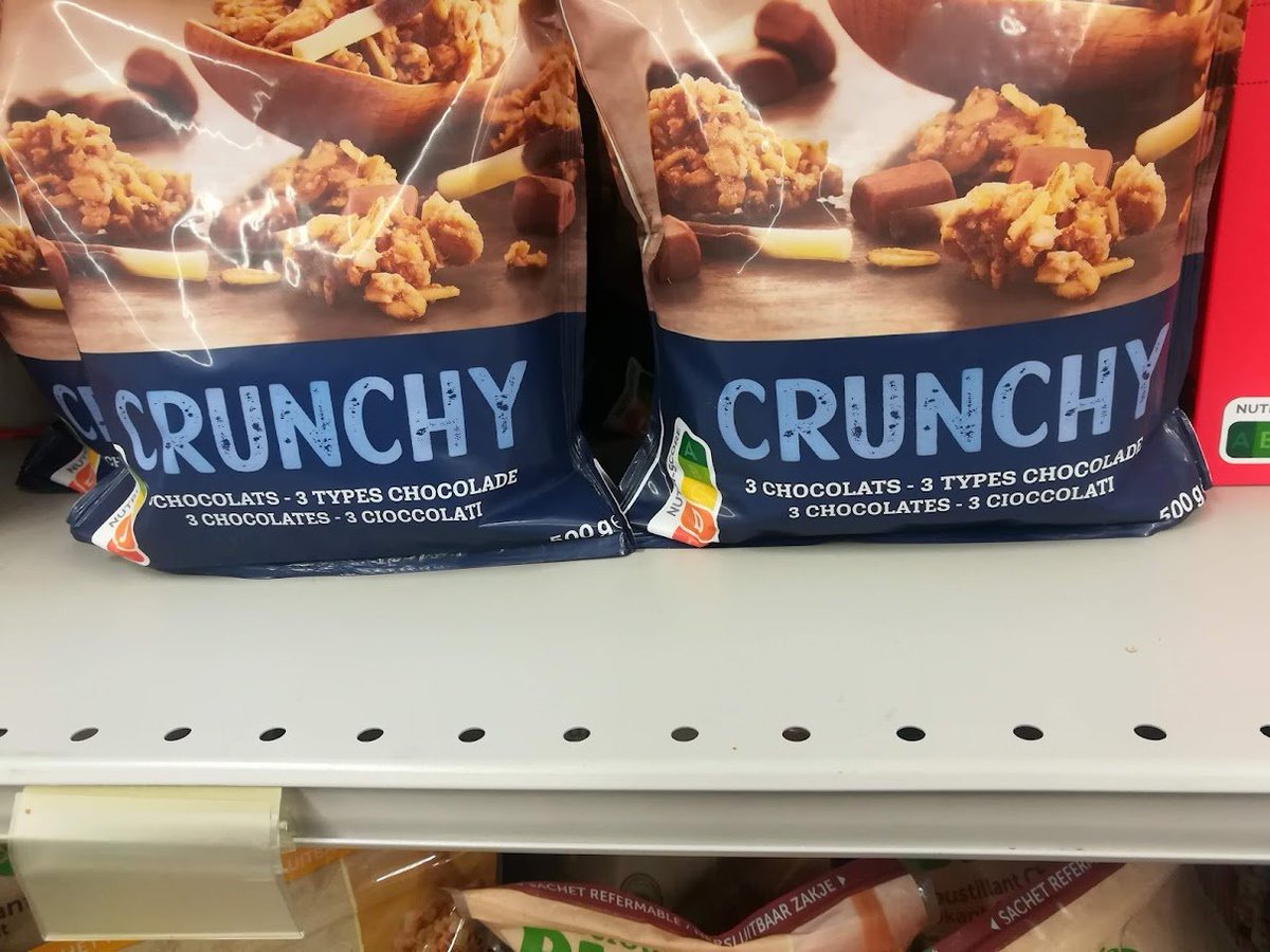 KaMiZoTo's tweet photo. While shopping, why do I suddenly have an annoying melody in my head? https://t.co/9yJV9nurdQ