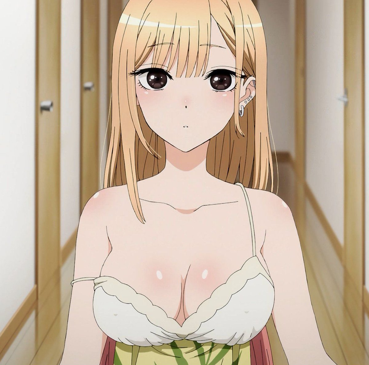 Anime Waifus on X: Marin 💛 Anime Manga: Sono Bisque Doll wa Koi wo Suru  (My Dress-Up Darling)  / X