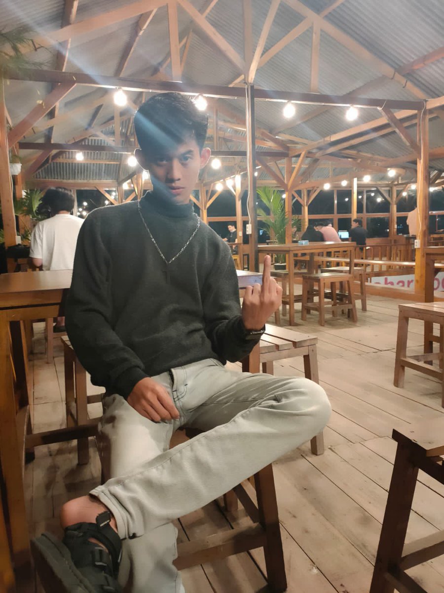 adamu_anggito's tweet image. Kalo lewat mutualan kuy. Spam aj bebas