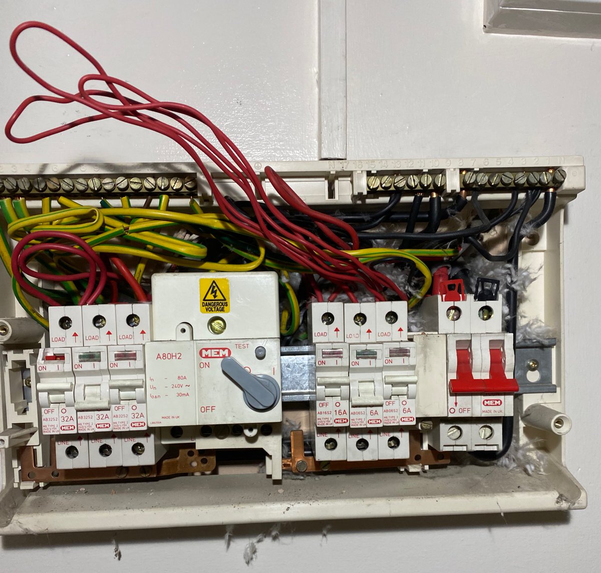 EICR carried out in landlords property not sure what to make of this? 

#merlx