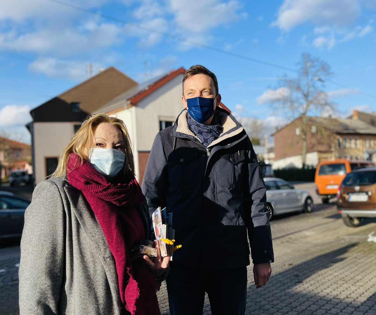 _laurakraemer's tweet image. Weil's am 27. März um nichts weniger geht, als die #Zukunft unseres Landes -  wir kämpfen mit @tobiashans um jede Stimme! 🙌🏼 #sogehtZukunft