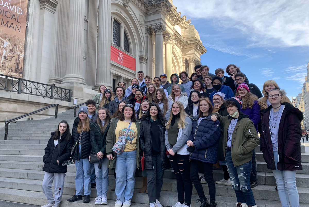 NorthviewChoirs's tweet photo. Officially day #1 in NYC.  Such a great group of students! https://t.co/SeAUEUis2e