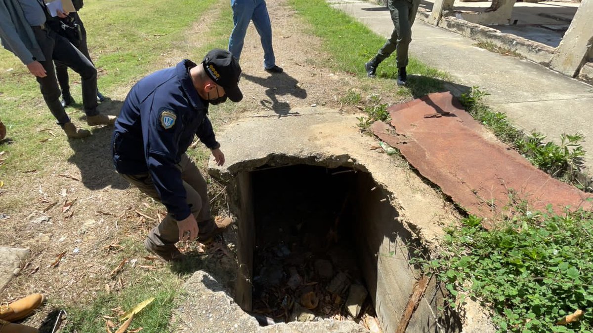 🇻🇪 Hoy, #19Feb junto a la Min. <a href="/mirelct/">Mirelys Contreras</a> inspeccionamos las instalaciones y áreas del Centro de Reclusión Yare 1 ubicado en el estado Miranda, el cual fue desalojado totalmente, procediendo a inspeccionar como parte del Plan de fortalecimiento del Sistema Penitenciario FOSIP.