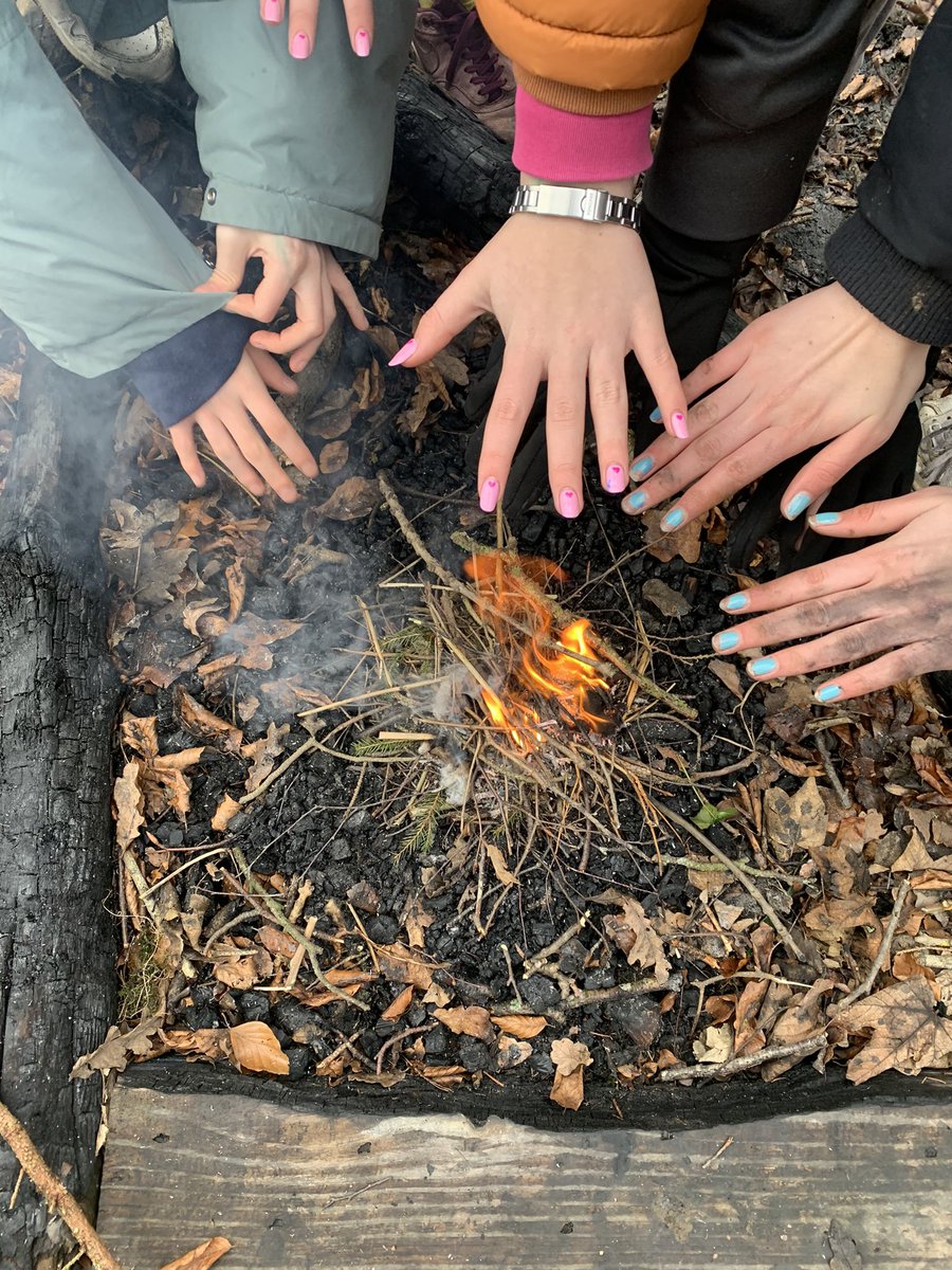 CoachingAca_TW's tweet photo. Plenty going on this morning! Jacobs Ladder, Fire Building a lovely lunch followed by Session 2 of the @YouthSportTrust Young Coaches Academy! Team work, resilience, out of comfort zone experiences all contributing to a great morning! #care2lead #tnl https://t.co/nTITcM9jN8