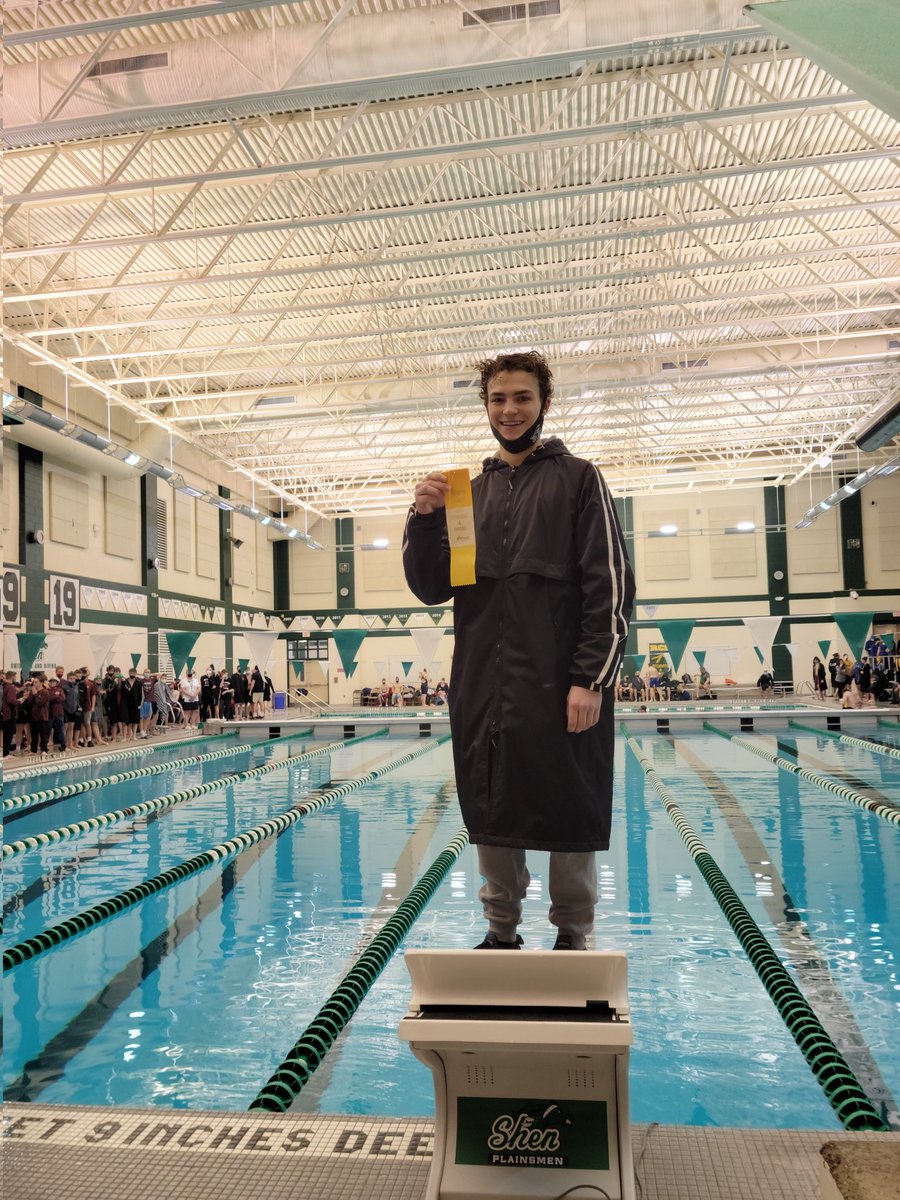 100 Butterfly: Jocelyn Bush 14th with a 1:04.76
Vincent Rizzo 4th with a 55.95
100 Free: Connor Harding 13th with a 54.79