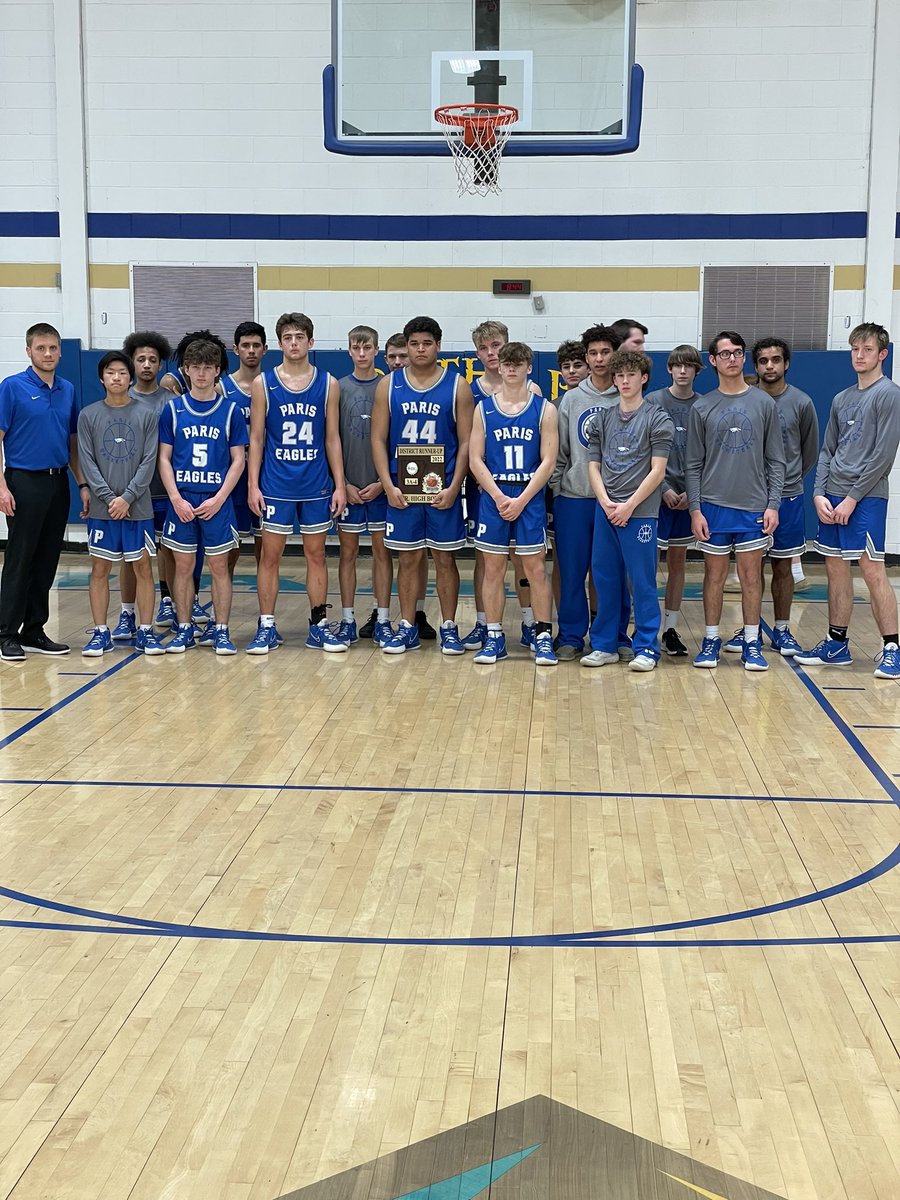 So proud of how these guys played and fought to finish as District Runner-Ups. Had a tough road to get there, but gave it all they had. Eagles finish 19-10 on the season headed into regionals. Will play Valley Springs next week. #GoEagles