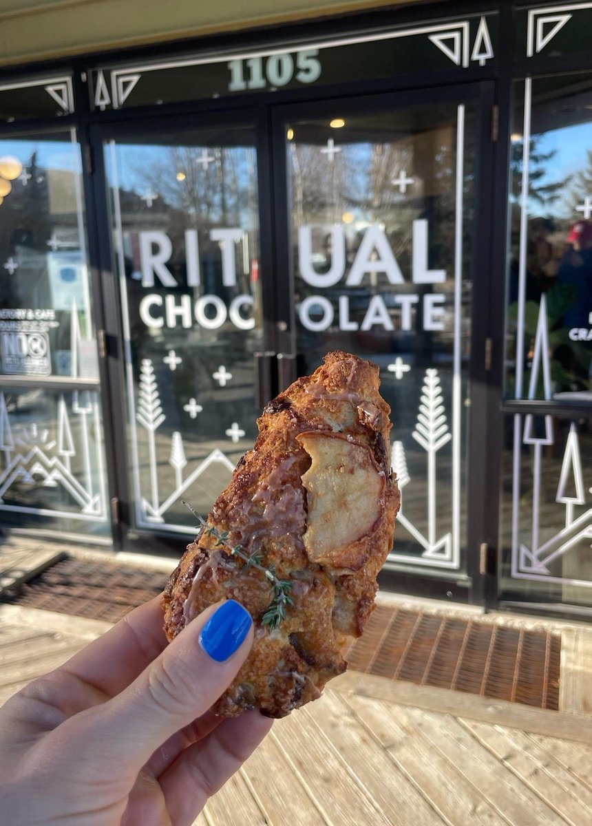 MSG Capital (@msgcapital) on Twitter photo Tremendous scone <a href="/RitualChocolate/">RITUAL CHOCOLATE</a> this morning (bonus: still warm.)
40° & blue skies in PC today, but snow is on the way!
Happy Saturday. Tremendous scone <a href="/RitualChocolate/">RITUAL CHOCOLATE</a> this morning (bonus: still warm.)
40° & blue skies in PC today, but snow is on the way!
Happy Saturday.