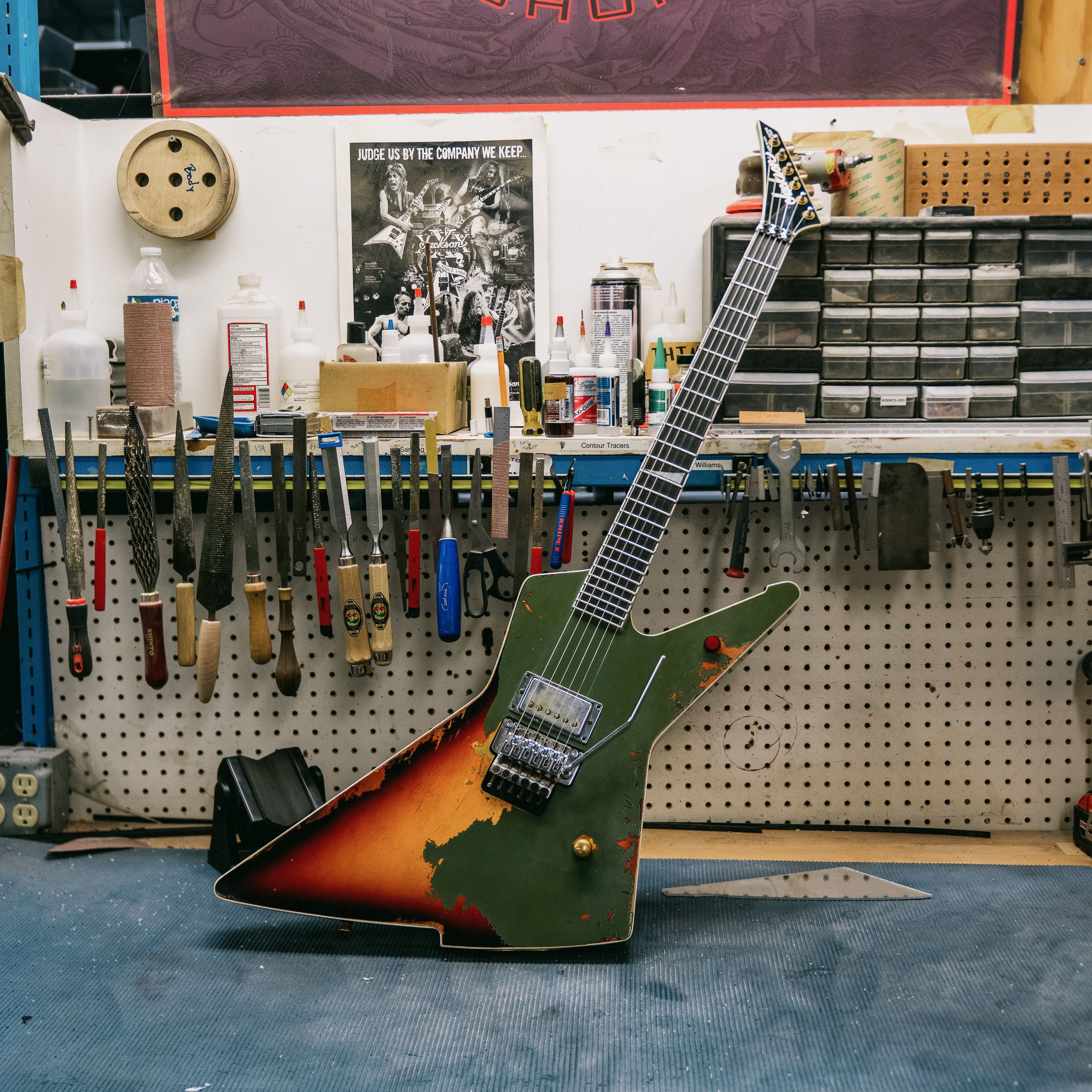 Jackson top explorer guitar