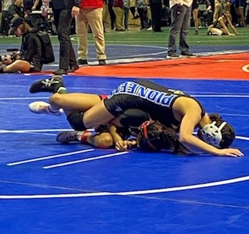 Bos_Wrestling's tweet image. Alana Lee dominates undefeated Coppell by the score of 9-1 to advance to the 6A State Wrestling Championship!!
One match at a time!
#pintowin #medalhunt #uilstate
@boswellhs 
@emsisdathletics