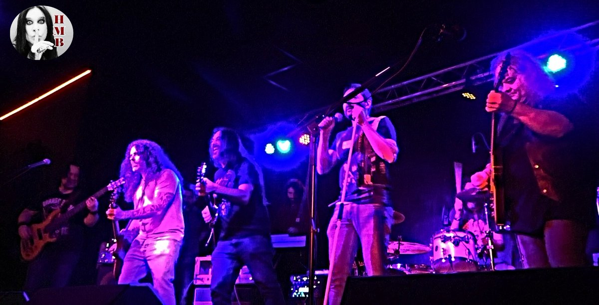 HMetalBrigade's tweet photo. Ayer el equipo de @HMetalBrigade retomaba los conciertos. Gran velada de doblete con los bolazos de @somoscrudo en #Mieres y #MadRovers en el ovetense @gonggalaxyclub. Muy pronto las crónicas.  
#clipdevideo https://t.co/UjHXDKec1Q