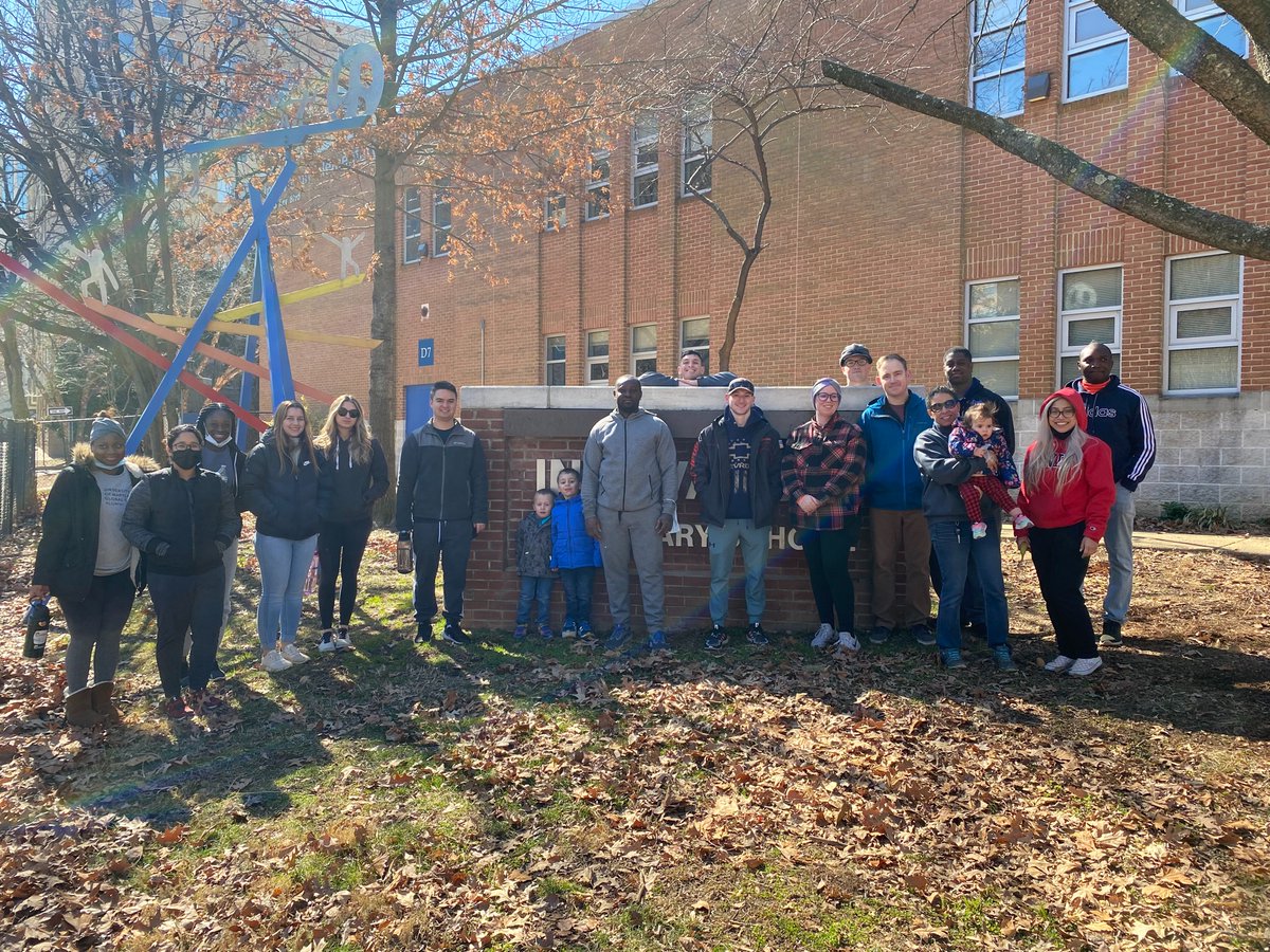 MrsPeters_APS's tweet photo. Thank you to Joint Forces 6 from Walter Reed Medical Center for coming out this morning to spread mulch and get our @Innovation_APS outdoor lunch area spruced up for spring! https://t.co/lBsf3QnERi