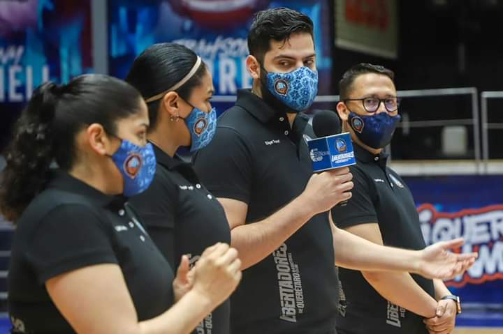 AgenteDeportiv0's tweet photo. ¡LO QUE SE VIENE!😱

Las Libertadoras realizan ya sus #Tryouts en el Auditorio Arteaga. 🏀

📷 Libertadoras de Querétaro https://t.co/b2mi1OVo1k