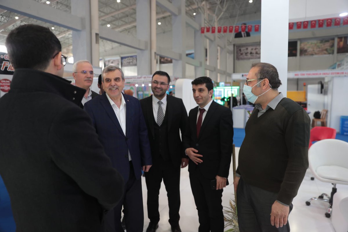 zabeyazgul's tweet photo. 15 - 19 Şubat tarihleri arasında düzenlenen Tarım Gıda ve Hayvancılık Fuarı 88 firma, 200 marka ve 72.191 ziyaretçi ile tamamlandı.

Fuarlar şehri #Şanlıurfa hedefimize adım adım ilerliyoruz. https://t.co/wgx9w3CvlE