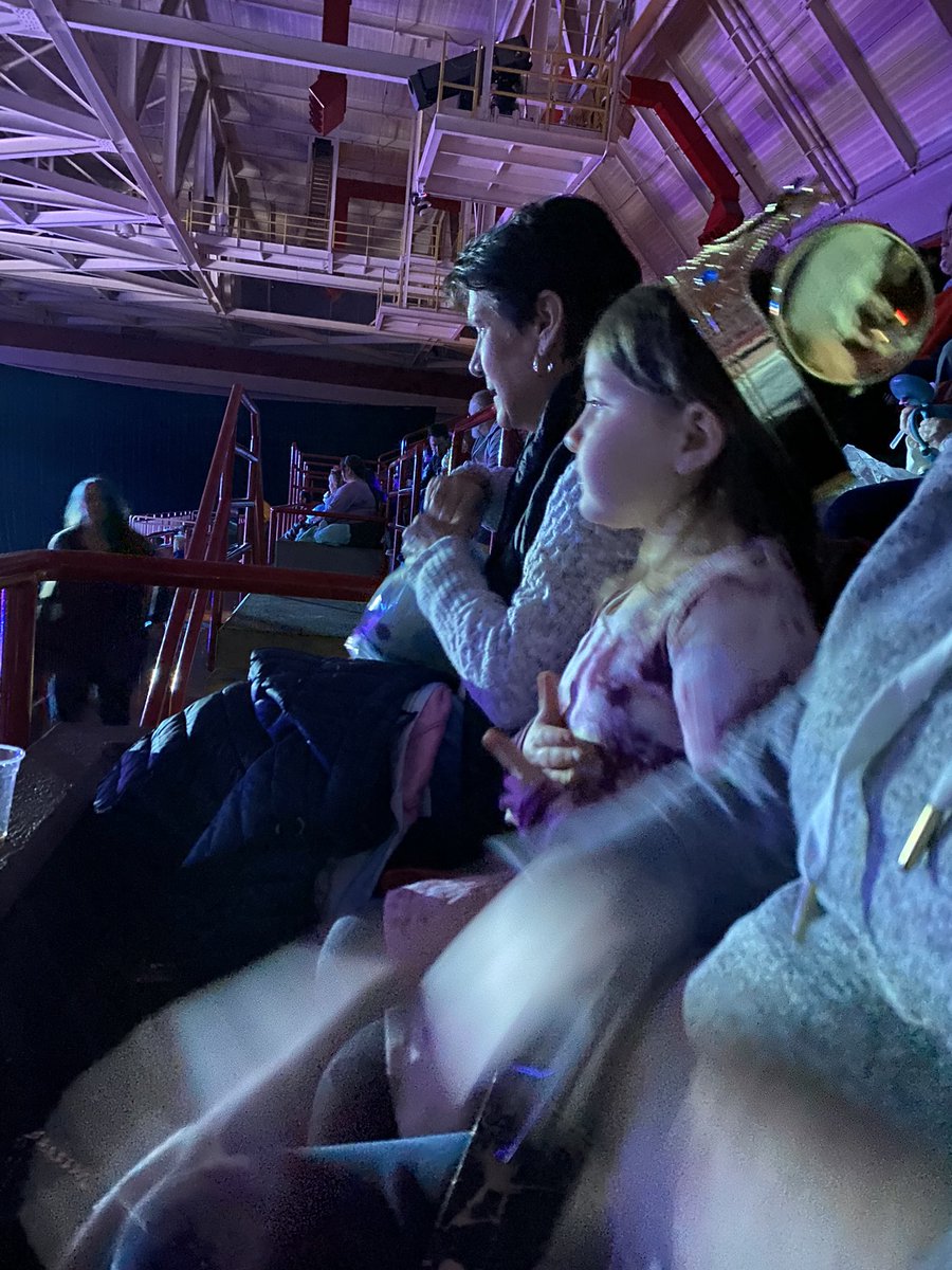 Jenna_15's tweet photo. #DisneyOnIce https://t.co/Yf89n29AqG