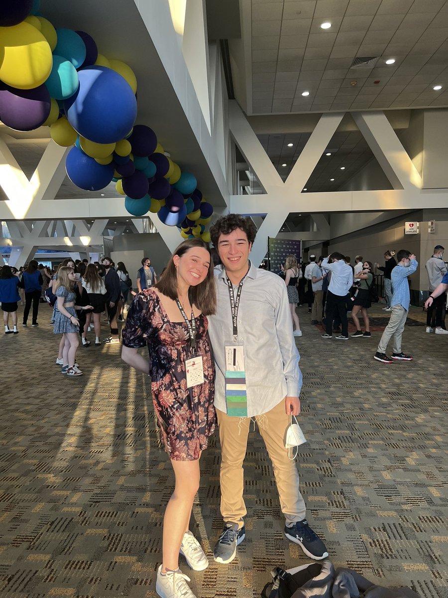 photo that screams sh’lichim win: