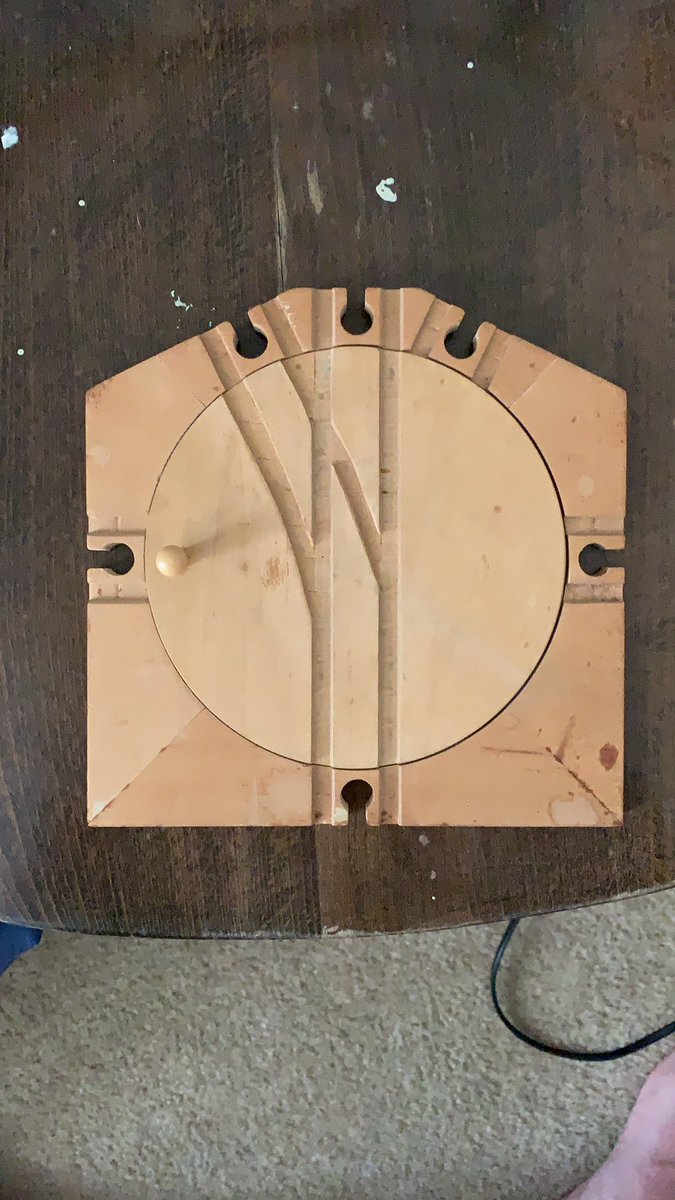 What kind of TWR turntable is this? Is it a twr item?