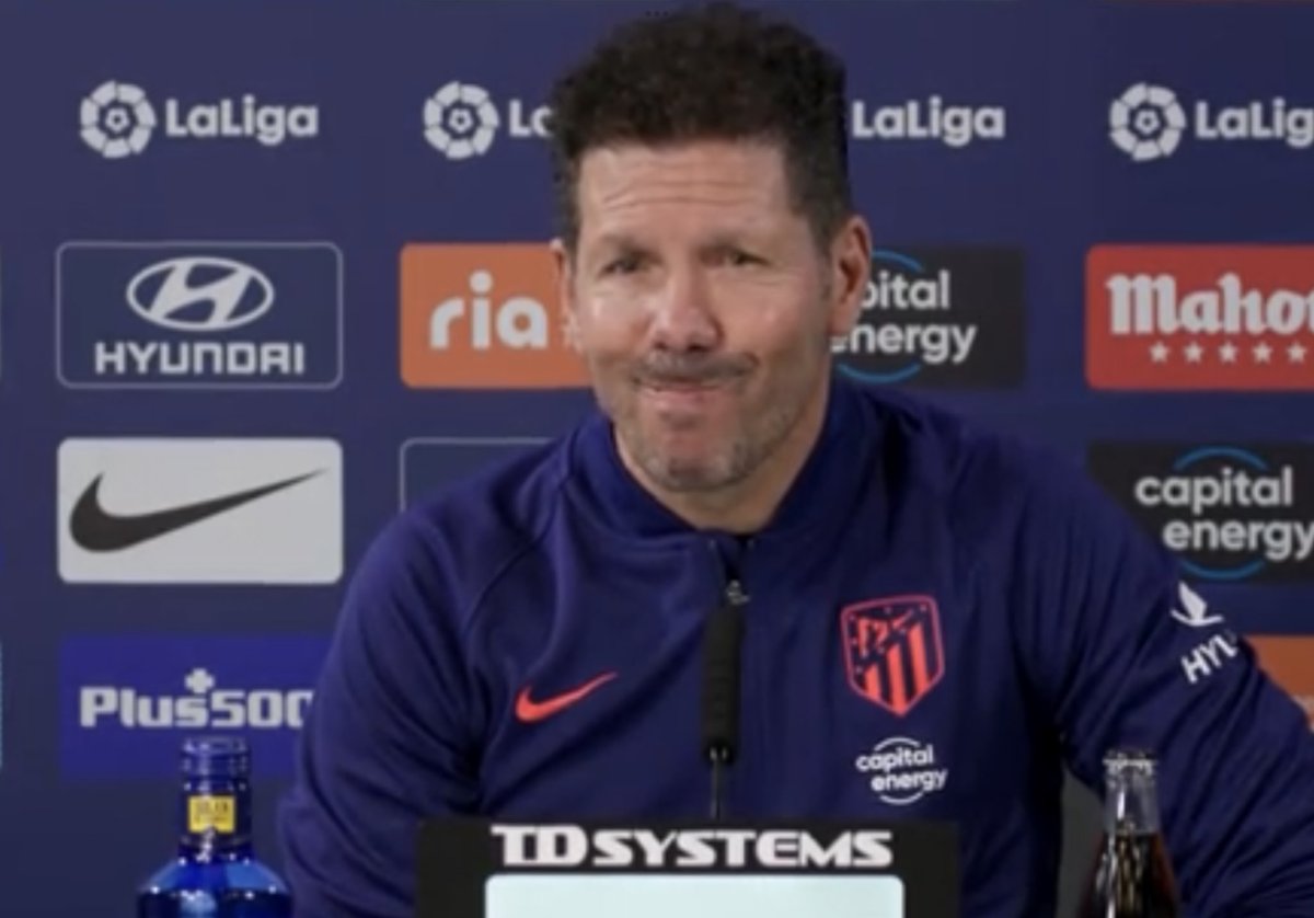 Nunca le de por muerto.
Nunca piense que esta enterrado.
No tiren más palada para sepultarle.
<a href="/Simeone/">Diego Pablo Simeone</a> ESTA MUY PERO QUE MUY VIVO