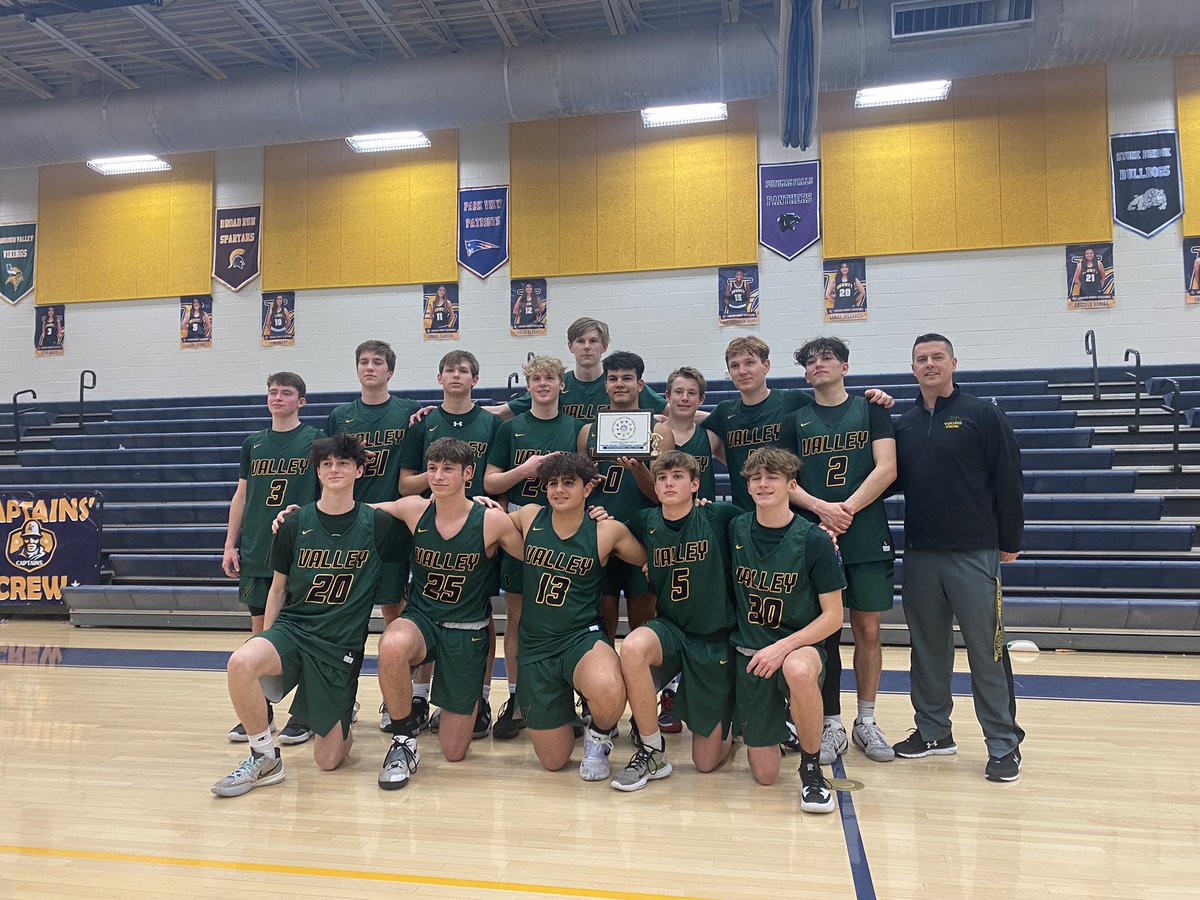 Viking Strong Hoops tweet media