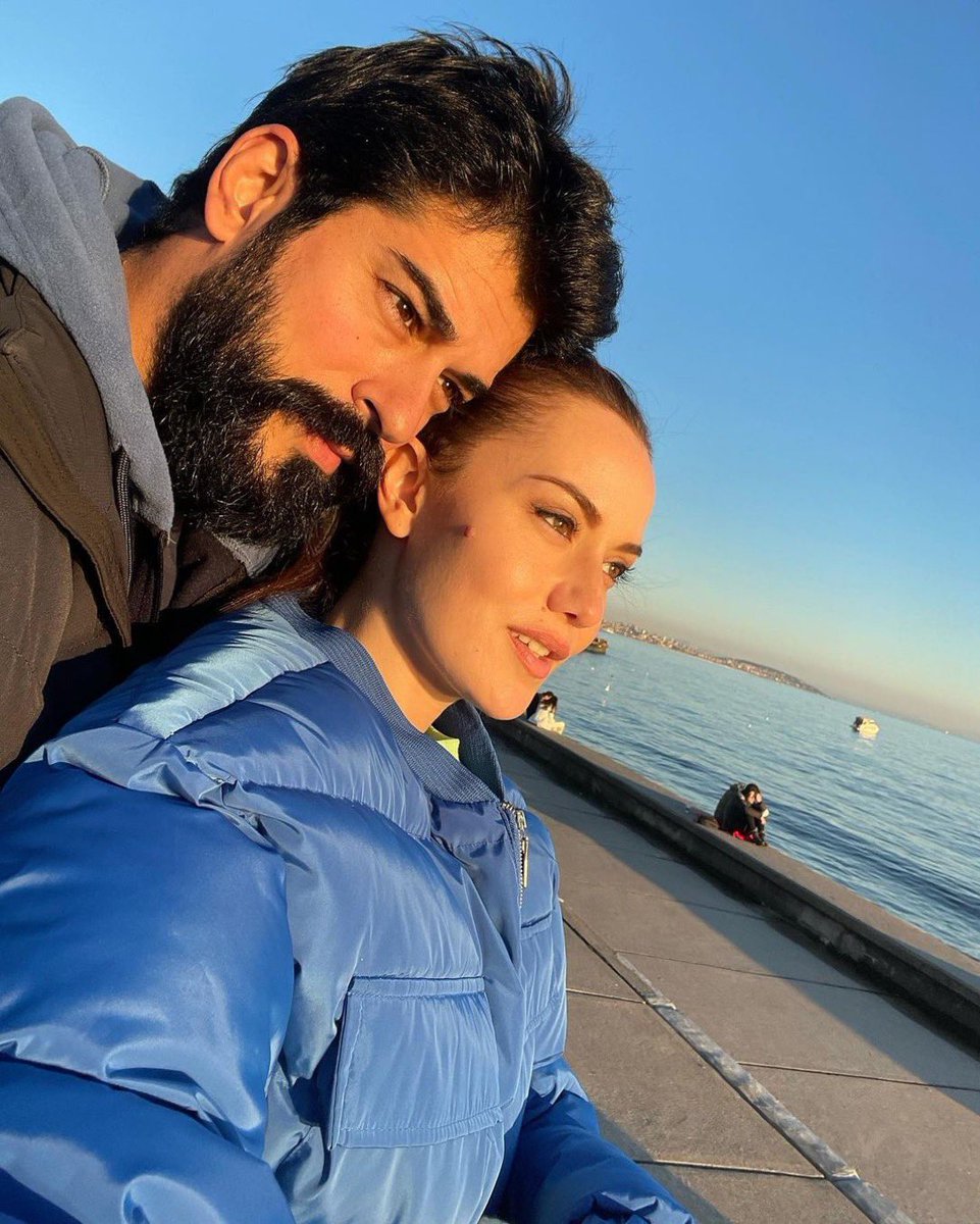 Caddebostan sahilde Fahriye ve Burak💕🧿🌟#fahriyeevcen #buraközçivit