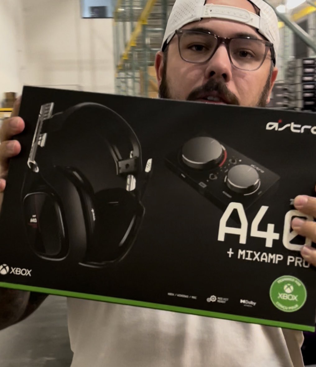 METAPCs's tweet image. anybody need a new headset? let’s GIVEAWAY these @ASTROGaming A40s! 🔥

👉 Like
👉 RT
👉 Follow @metapcs 

Winner picked Tuesday 2/22