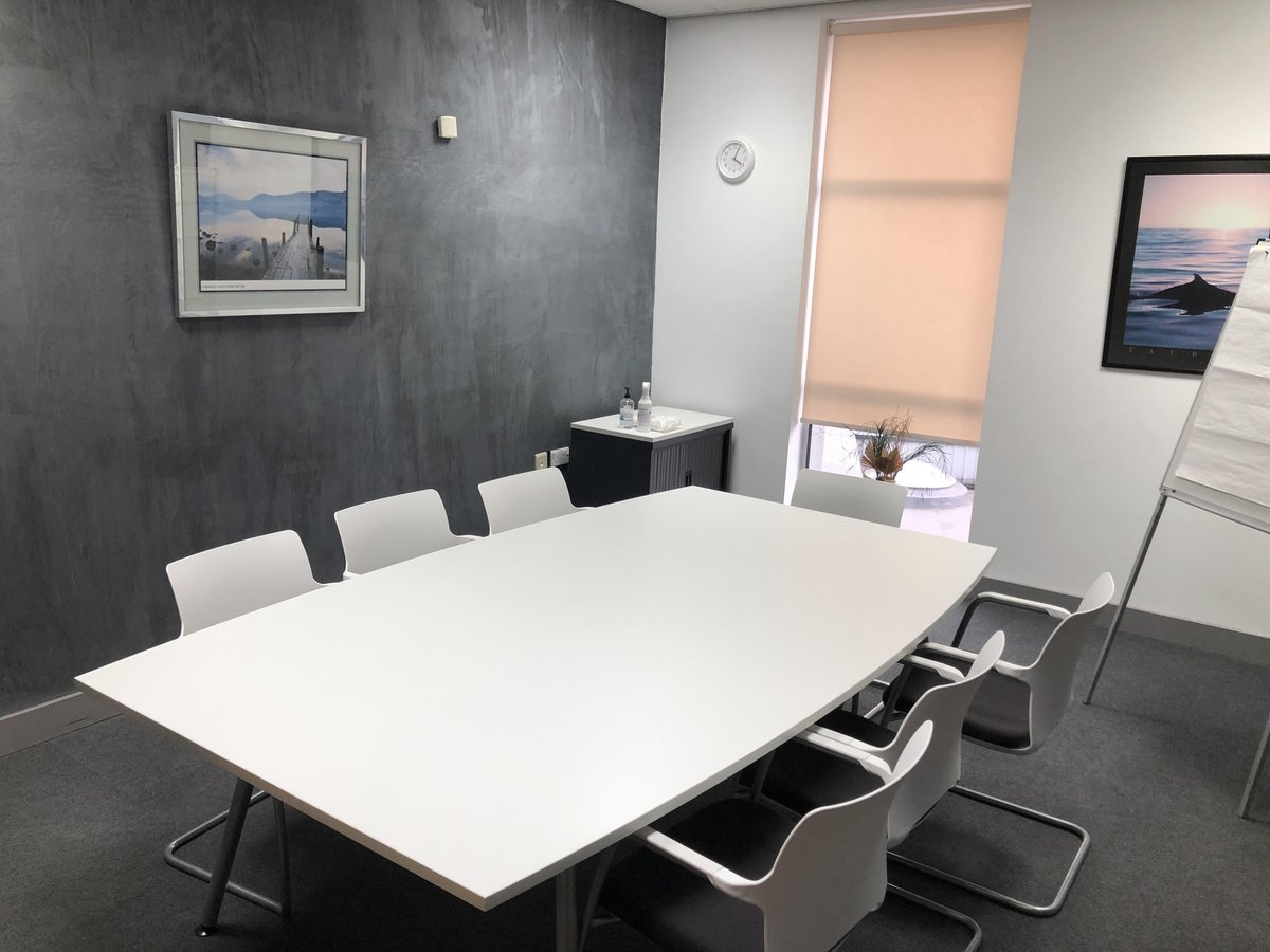 KCEmployers's tweet photo. KC Conferencing suite is now open for bookings. Whether you are looking for a small meeting room or a large conference suite, each space comes with inspirational views and superior service from our events and catering teams. Read More ➡️ https://t.co/T8DaAvJFMw #KCConferencing https://t.co/D4hcMKX77N